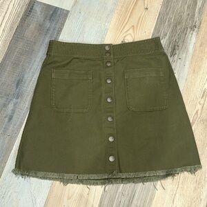 Madewell olive green button skirt
